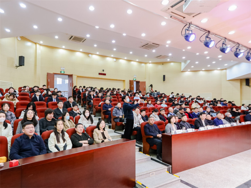 愛心匯聚 北林大首次舉行社會(huì)類獎(jiǎng)教、獎(jiǎng)助學(xué)金頒發(fā)儀式